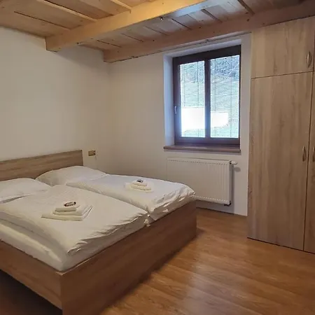 Деревянный коттедж Chaticka Krasna (Moravia-Silesia)